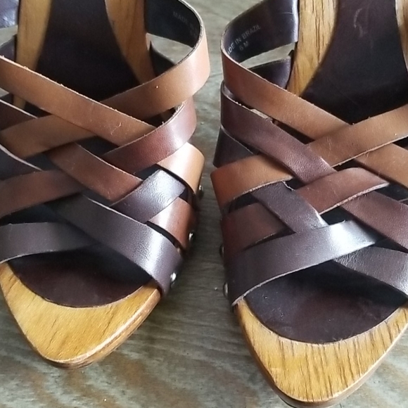 Never Worn Heeled Sandals - Picture 2 of 6